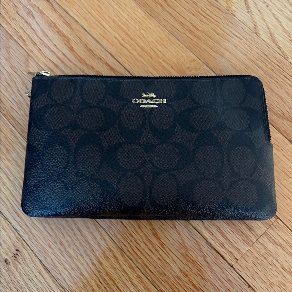 Coach Black and Brown Signature Wristlet - missing strap